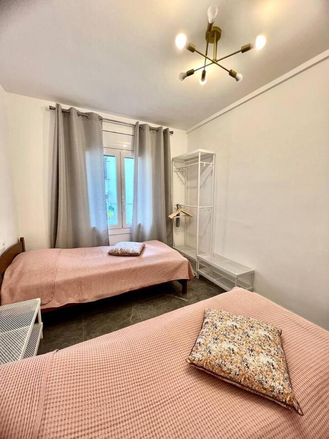 Amplio Apartamento Tranquilo Cerca De La Playa โรเซส ภายนอก รูปภาพ