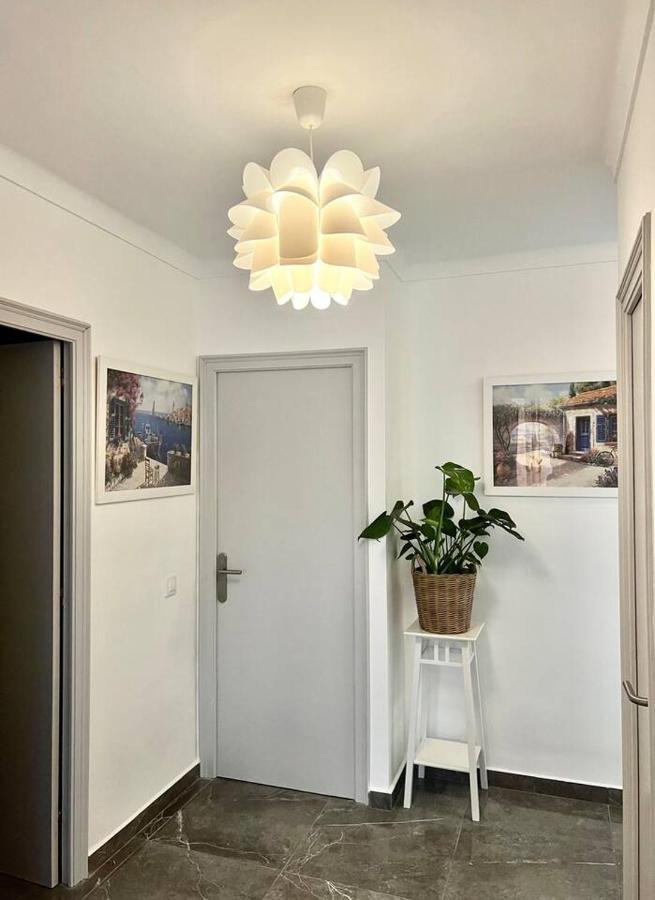 Amplio Apartamento Tranquilo Cerca De La Playa โรเซส ภายนอก รูปภาพ