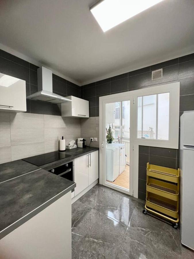Amplio Apartamento Tranquilo Cerca De La Playa โรเซส ภายนอก รูปภาพ